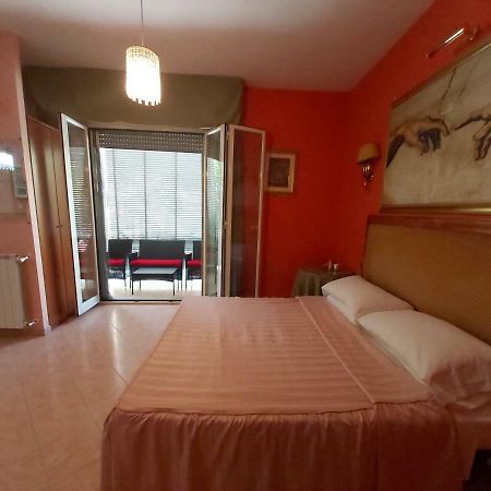 Suites Oliveri Viale Marconi Róma Kültér fotó