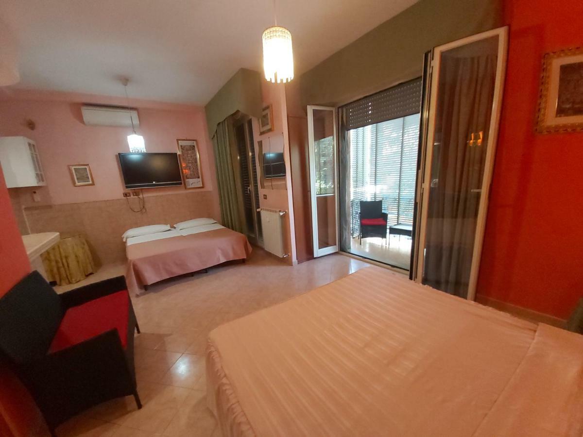 Suites Oliveri Viale Marconi Róma Kültér fotó